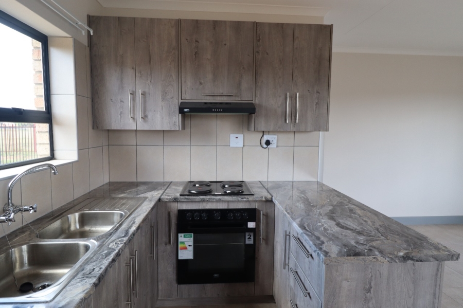 2 Bedroom Property for Sale in Heidedal Free State